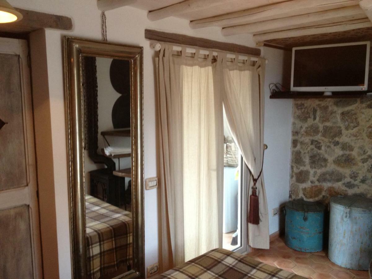Апартаменты Soqquadro Art&Relax - Споторно Экстерьер фото